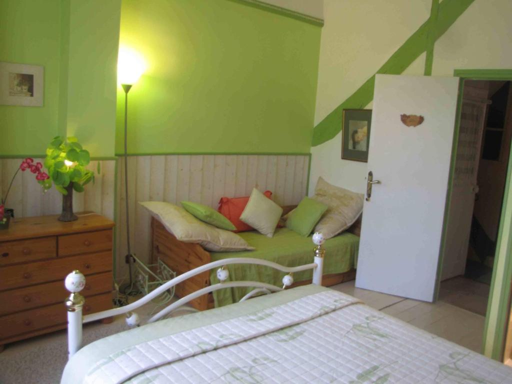 Chambres D'Hotes Les Pensees Douces Auxerre Bilik gambar